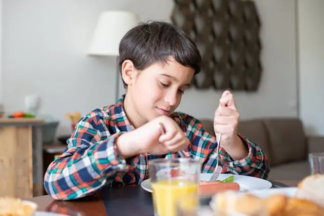 How to Raise a Child Who Loves Real Food — Without Battles, Bribes, or Boredom