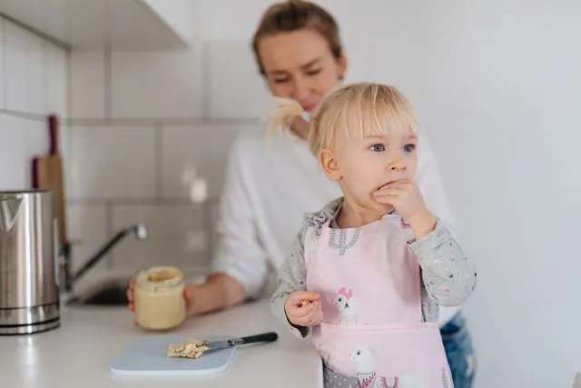 Childhood Food Allergies: How to Spot the Hidden Signs and Manage Emergencies Calmly